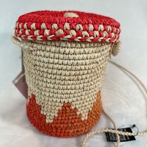 Nannacay handmade Ecuadorian Straw Bucket Purse New With Tags
